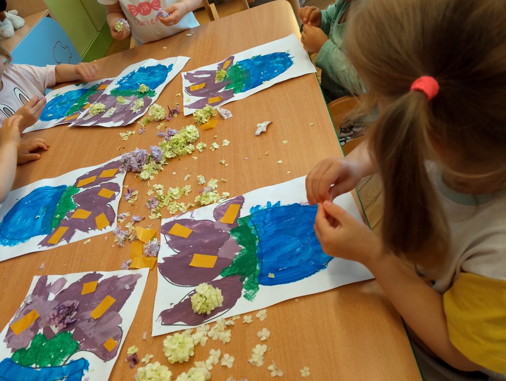 Zajęcia sensoplastyczne w Biedronkach