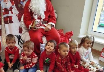 Sesja mikołajkowa w Miejskim Żłobku nr 2
