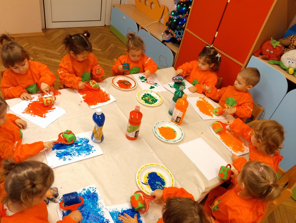 Zajęcia plastyczne w Motylkach