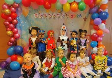 Sesja karnawałowa w grupie Motylki